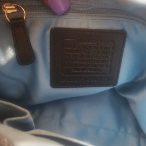 Coach - Picture 4 of 8